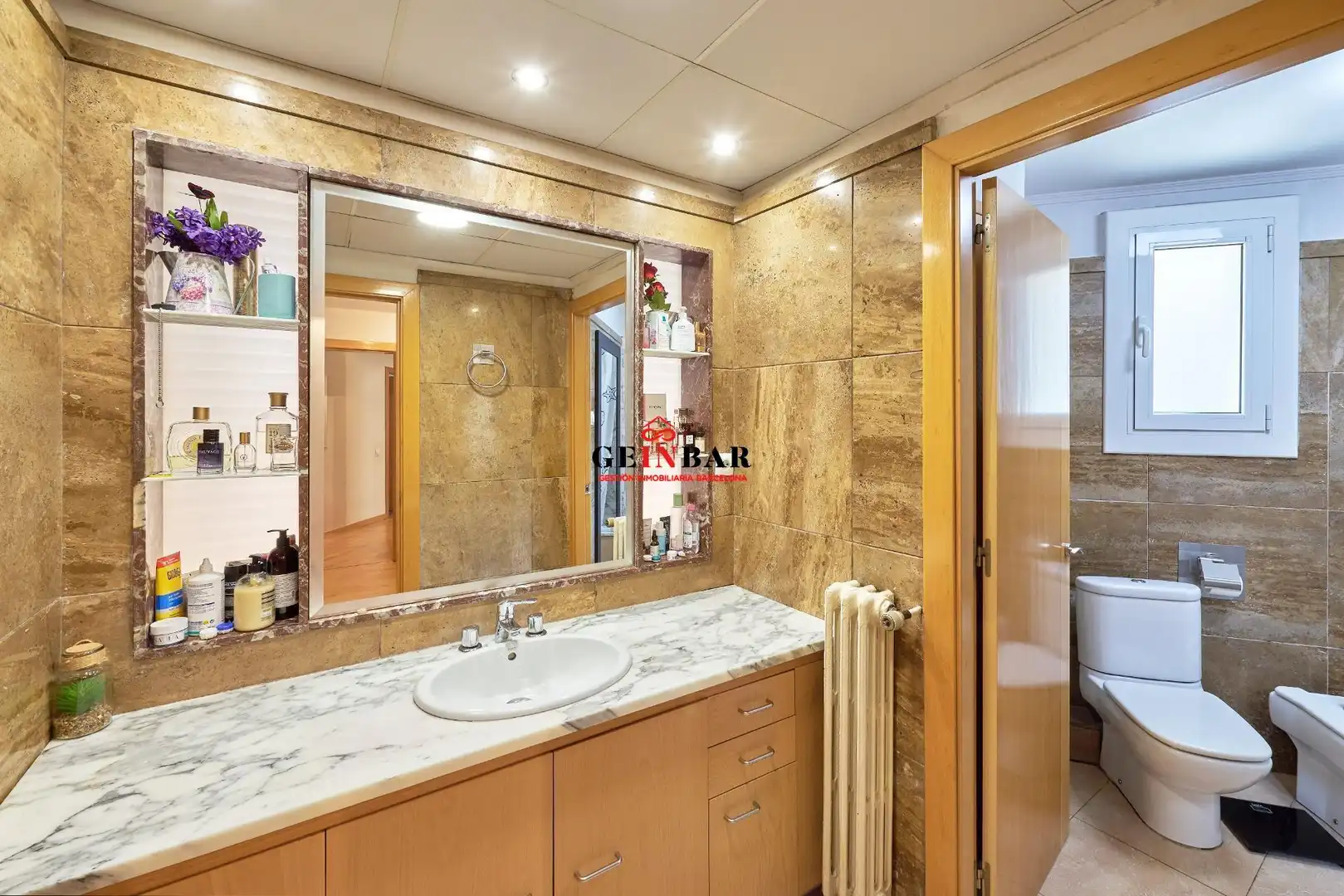 Bathroom of Flat for sale in Barcelona  with Air Conditioner, Heating and Parquet flooring