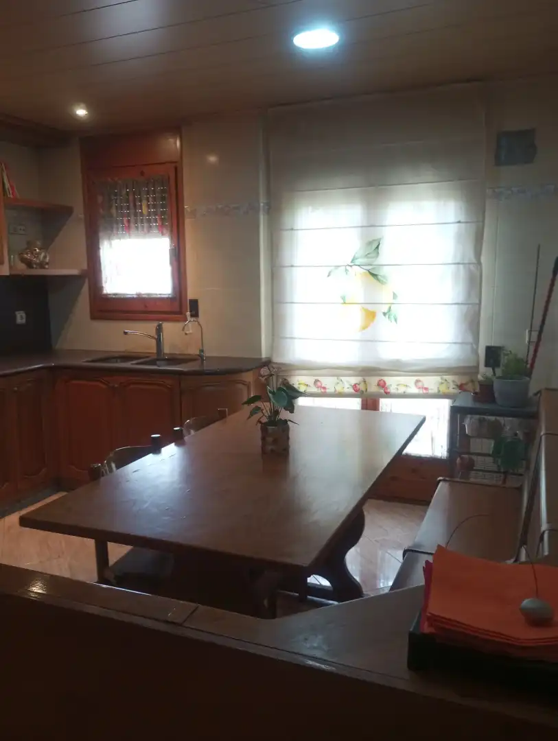 Cocina de Dúplex en venta en Avià con Calefacción, Horno y Balcón