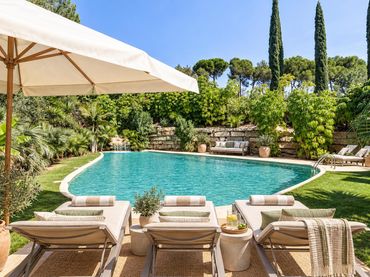 Casa con piscina en alquiler en Río Real - Los Monteros