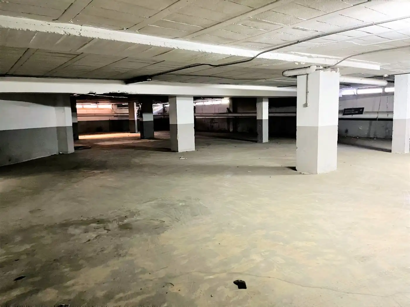 Garage for rent in Calle CANAL, El Cerro