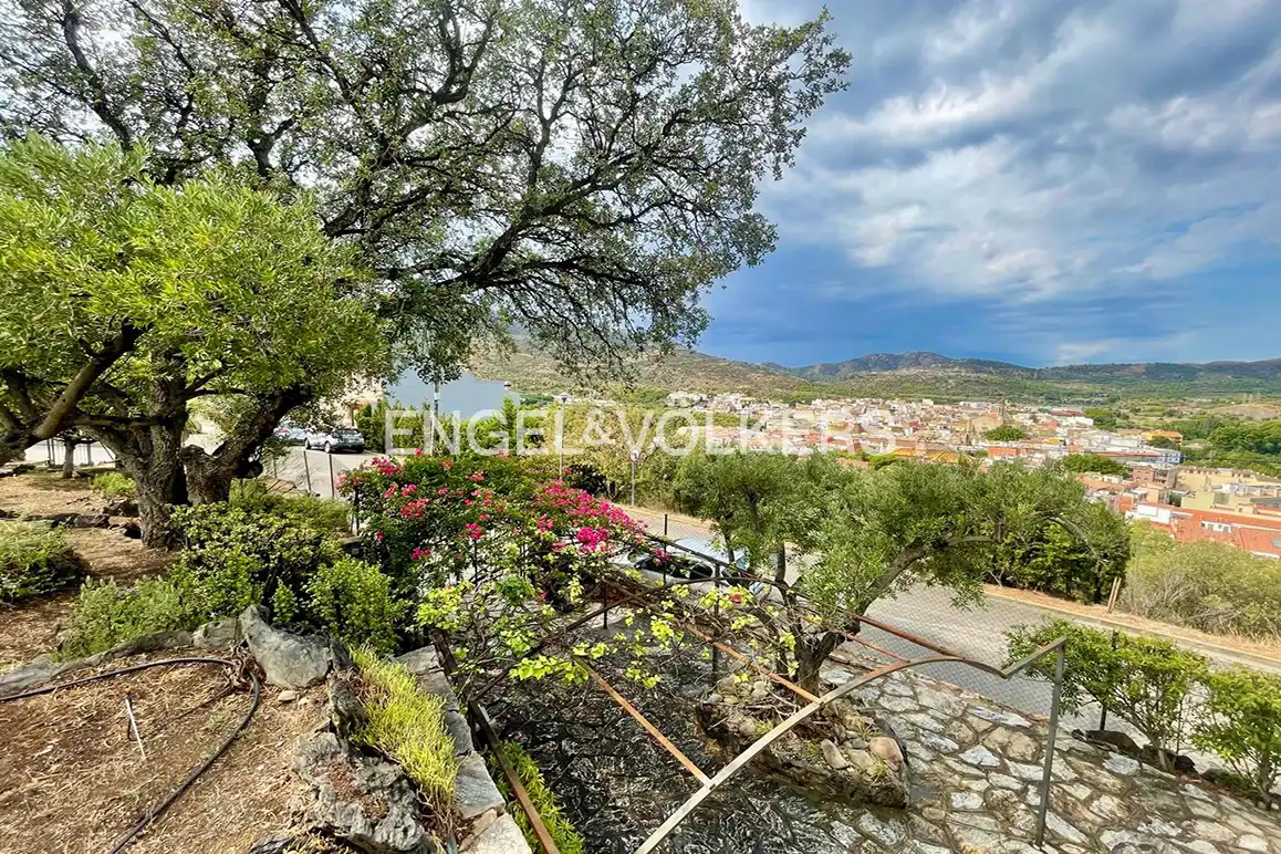 Casa o xalet en venda en Llançà amb Calefacció, Jardí privat i Terrassa