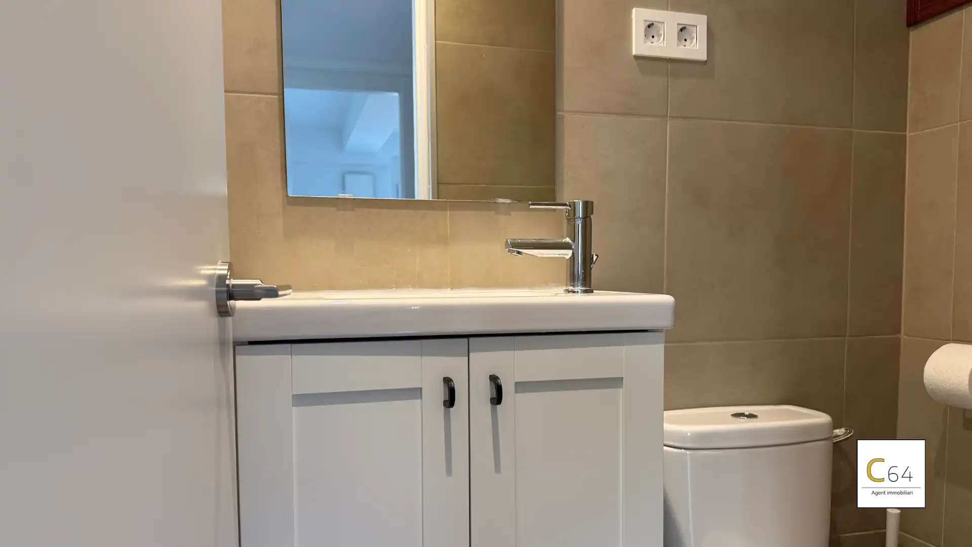 Bany de Pis en venda en Reus amb Aire condicionat i Calefacció