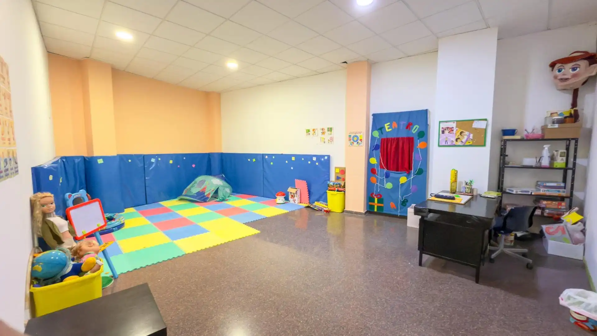 Local comercial en alquiler en Cieza, imagen 2