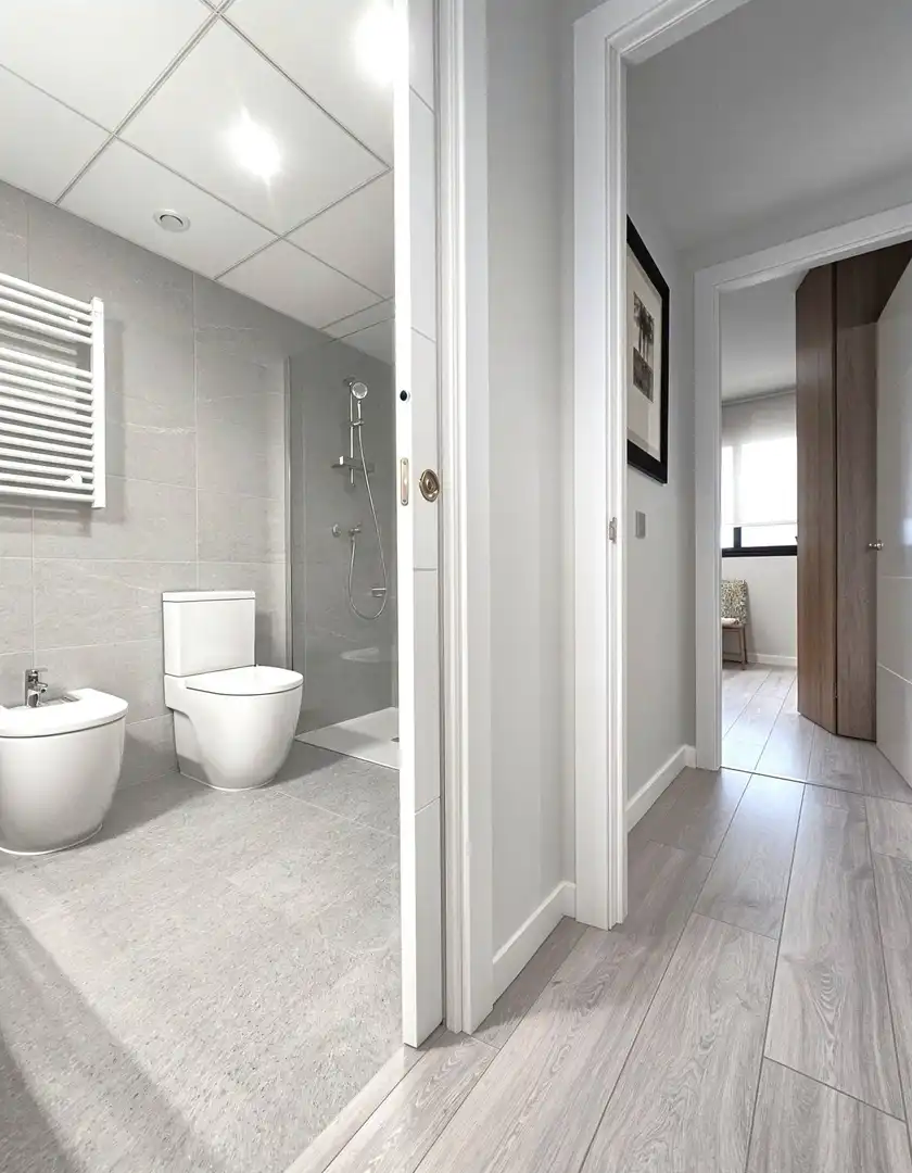 Baño de Piso en venta en Reus con Aire acondicionado, Calefacción y Terraza