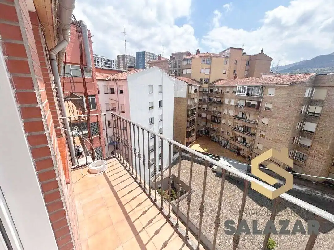 Terraza de Piso de alquiler en Bilbao  con Calefacción