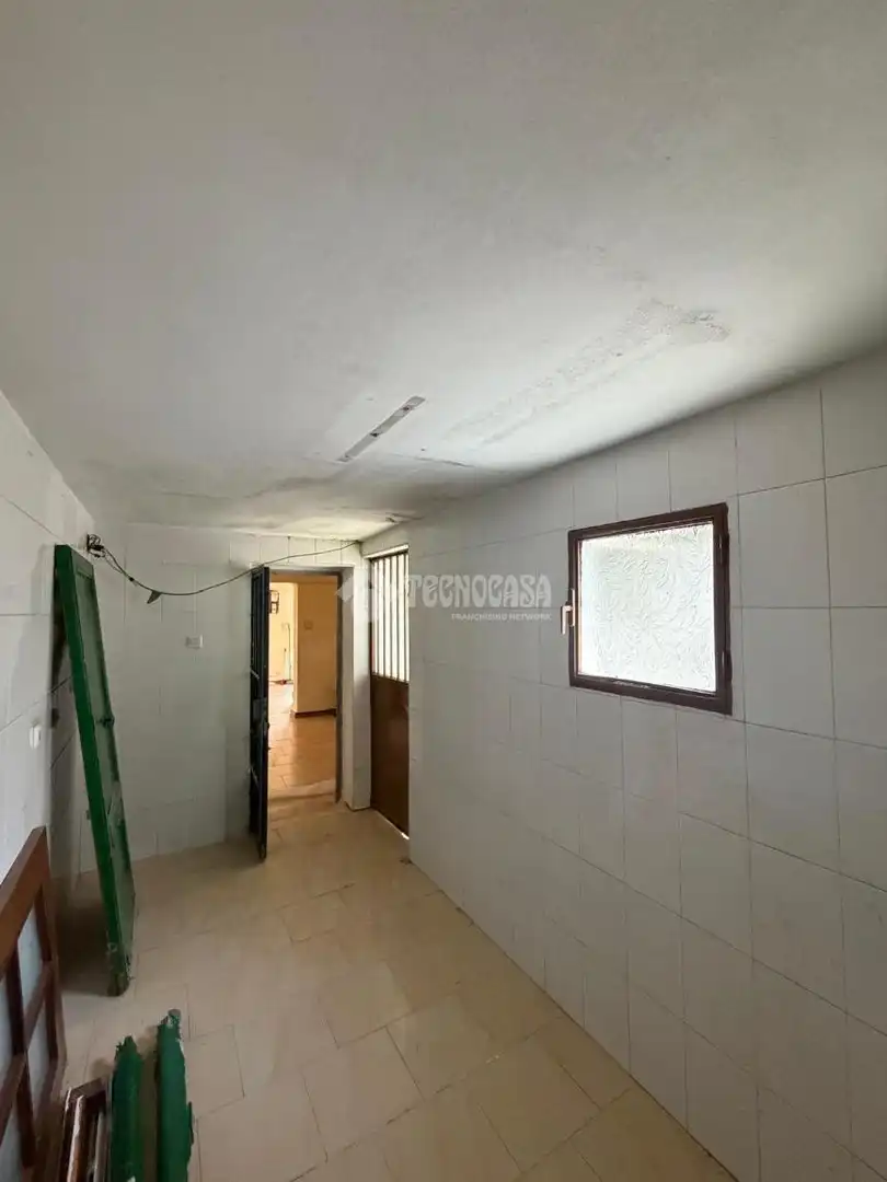 Casa adosada en venta en Espeluy