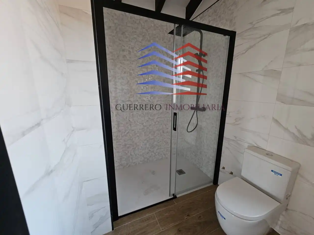 Baño de Casa o chalet en venta en A Merca   con Calefacción, Terraza y Piscina
