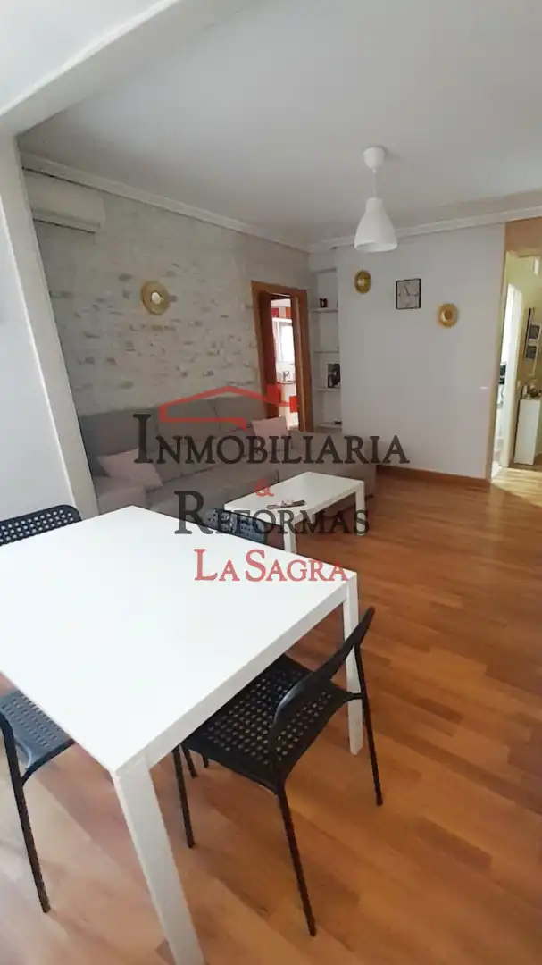 Sala de estar de Piso en venta en Esquivias con Aire acondicionado, Calefacción y Parquet