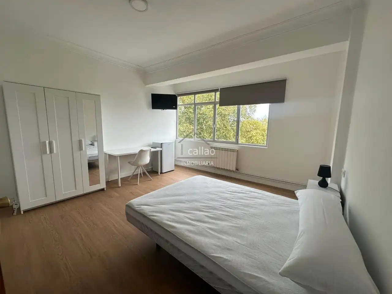 Bedroom of Flat for rent in Ferrol  with Heating and Furnished