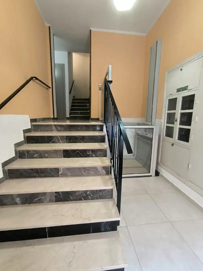 Appartamento con terrazza in vendita a Calle Juan XXIII 20, imagen 2