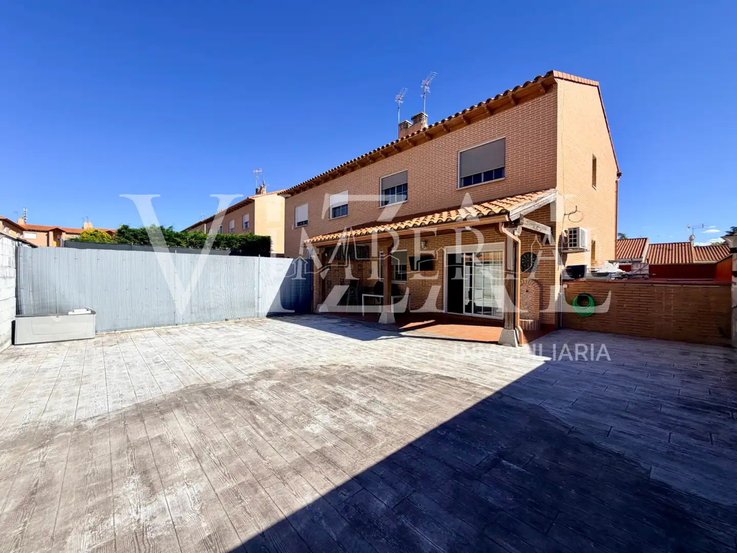 Jardín de Casa adosada en venta en Argés con Aire acondicionado, Calefacción y Amueblado