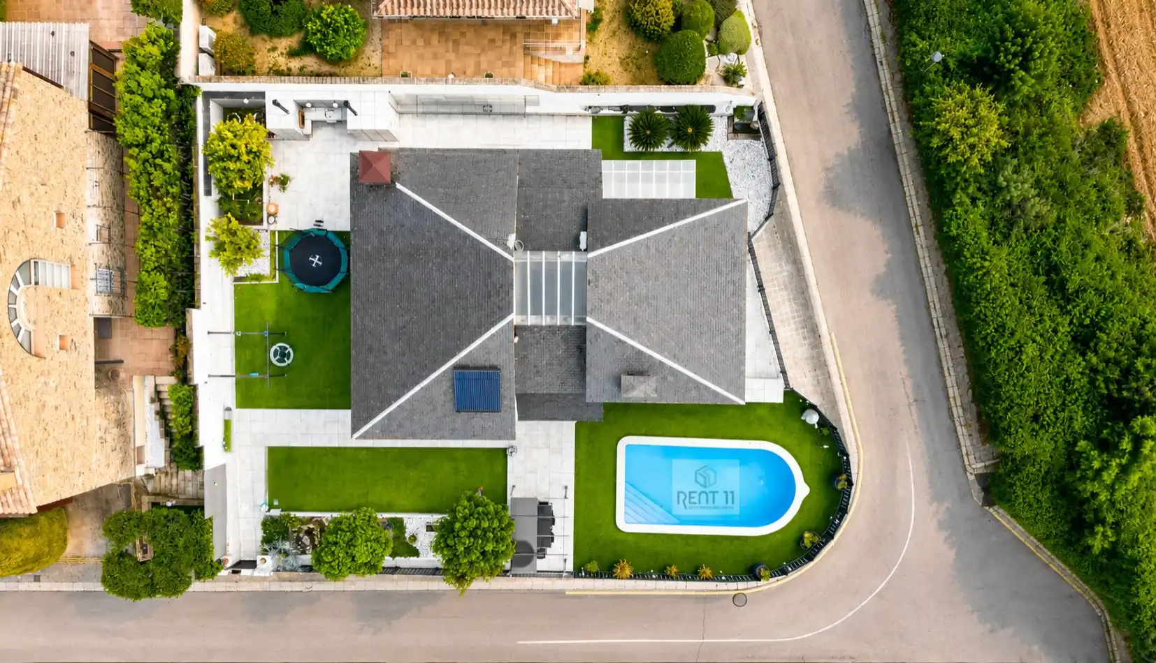 Vista exterior de Casa o xalet en venda en Girona amb Aire condicionat, Calefacció i Traster