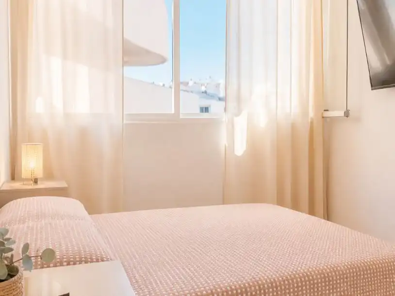 Habitación de Oficina en venta en Fuengirola con Aire acondicionado, Calefacción y Terraza