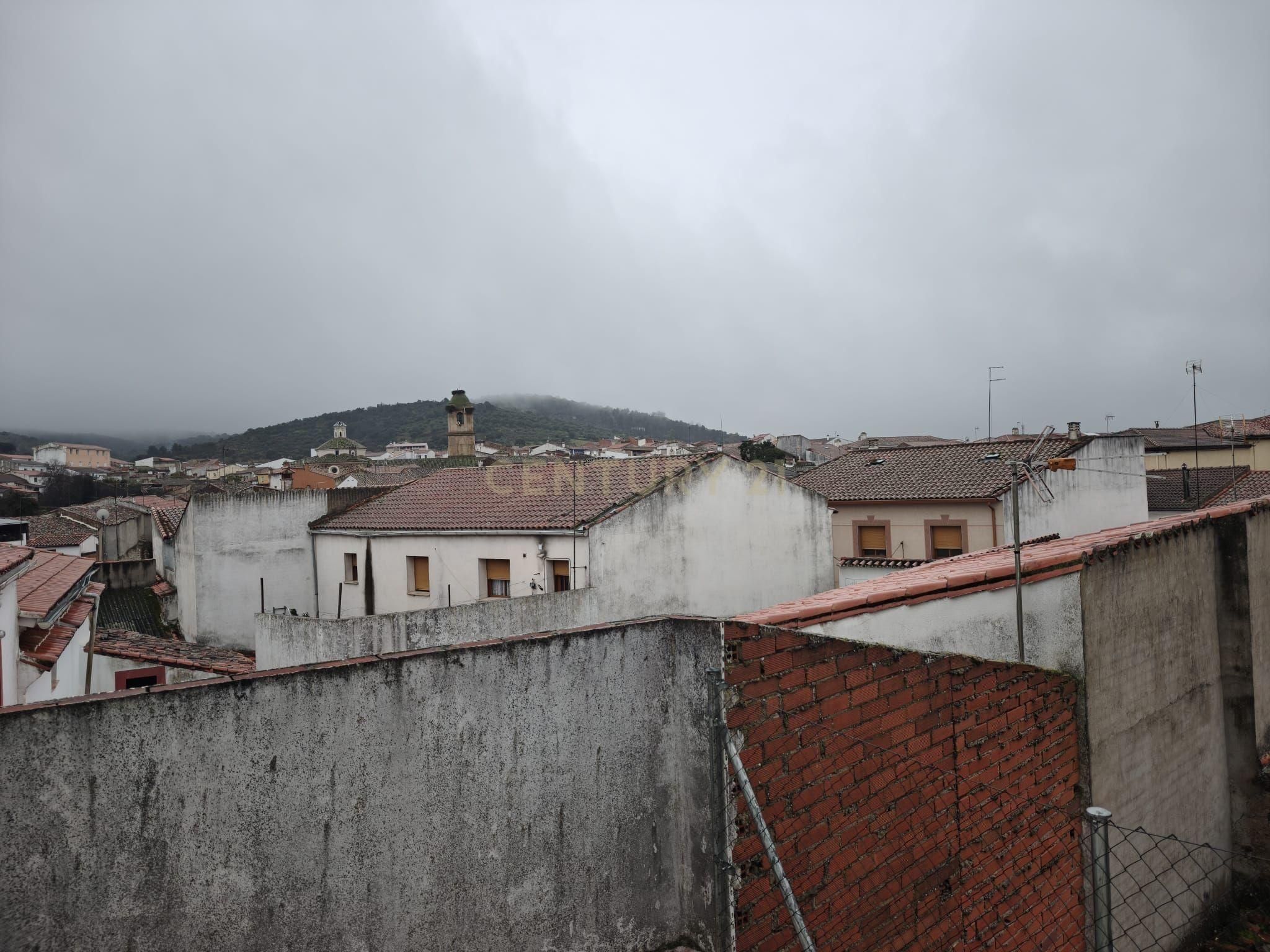 Exterior view of House or chalet for sale in Madroñera