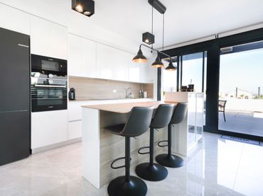 Chalet con piscina en venta en Algorfa