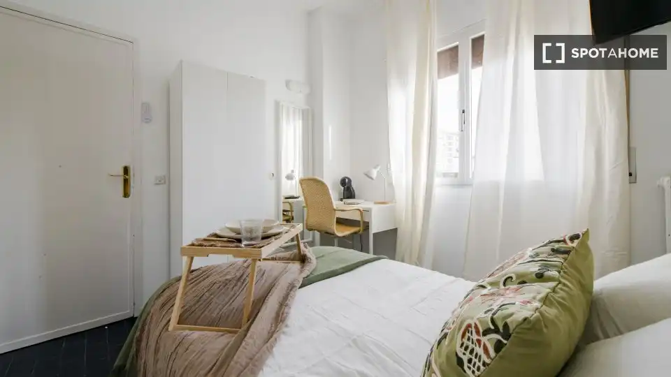 Room in Hispanoamérica - Bernabéu