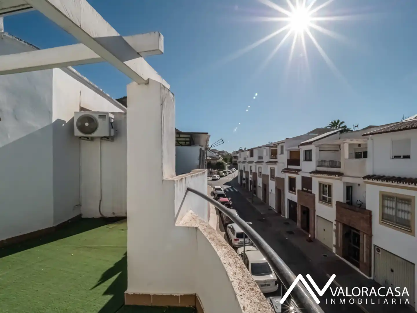 Vista exterior de Casa o xalet en venda en Cártama amb Aire condicionat, Terrassa i Moblat