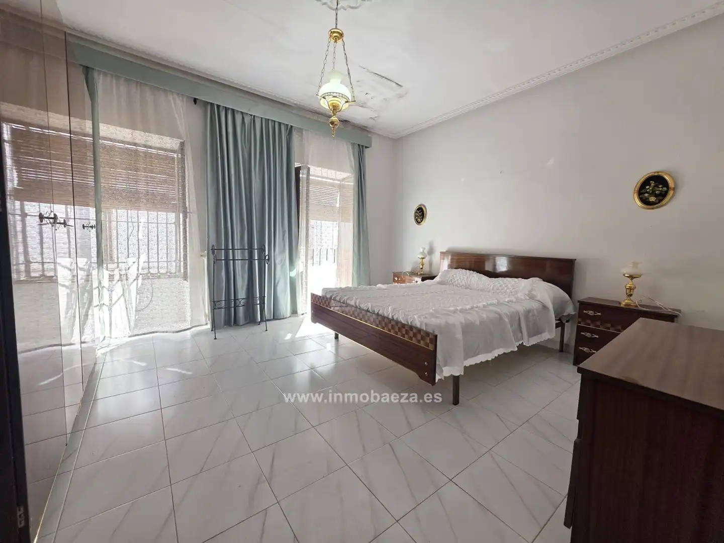 Casa amb terrassa en venda a Baeza, imagen 3