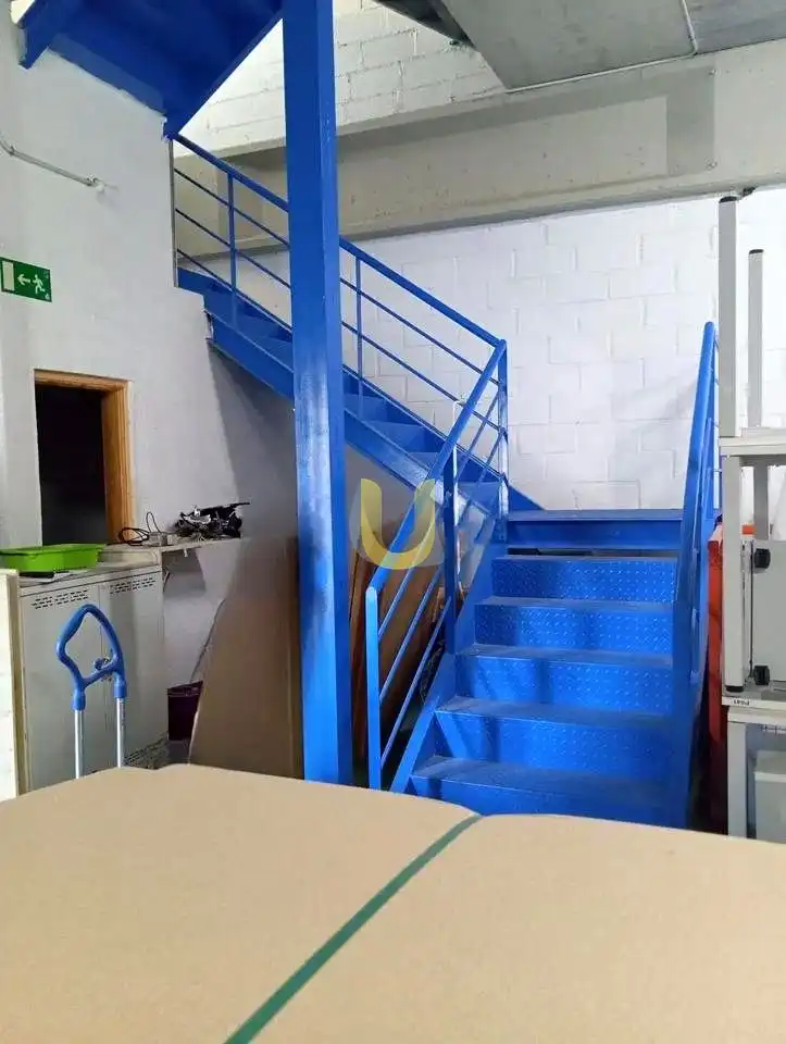 Nave industrial en alquiler en Reyes Católicos, imagen 13
