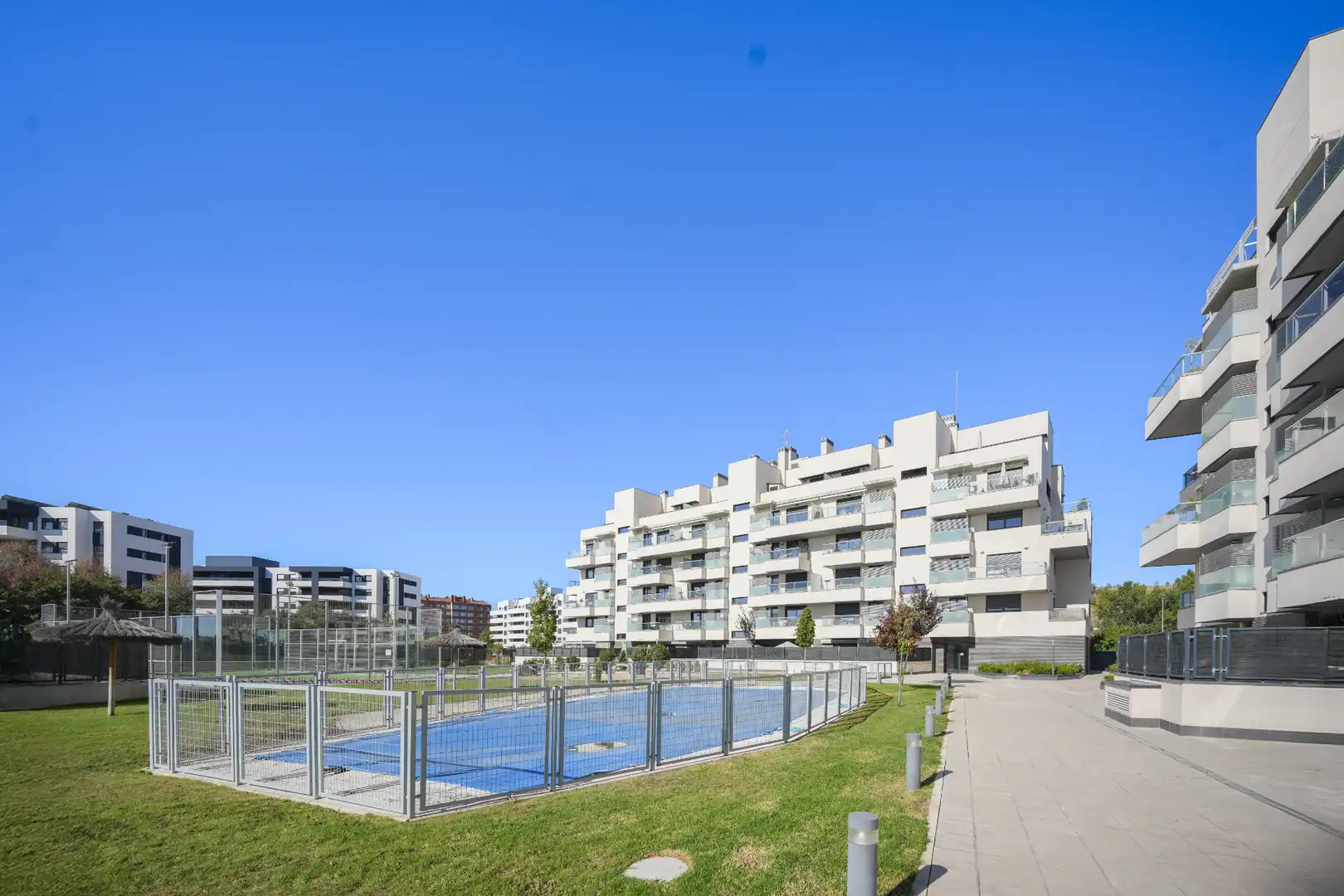 Außenansicht von Dachboden zum Verkauf in Valladolid mit Klimaanlage, Heizung und Privatgarten