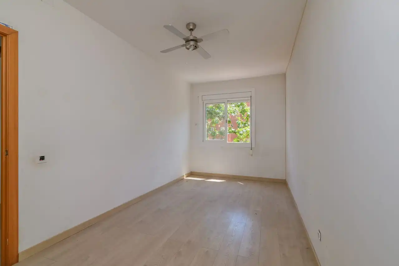 Habitación de Ático en venta en Barcelona con Parquet, Terraza y Trastero