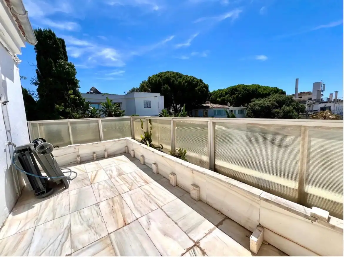 Apartment with pool for sale in Elviria - Cabopino, imagen 15