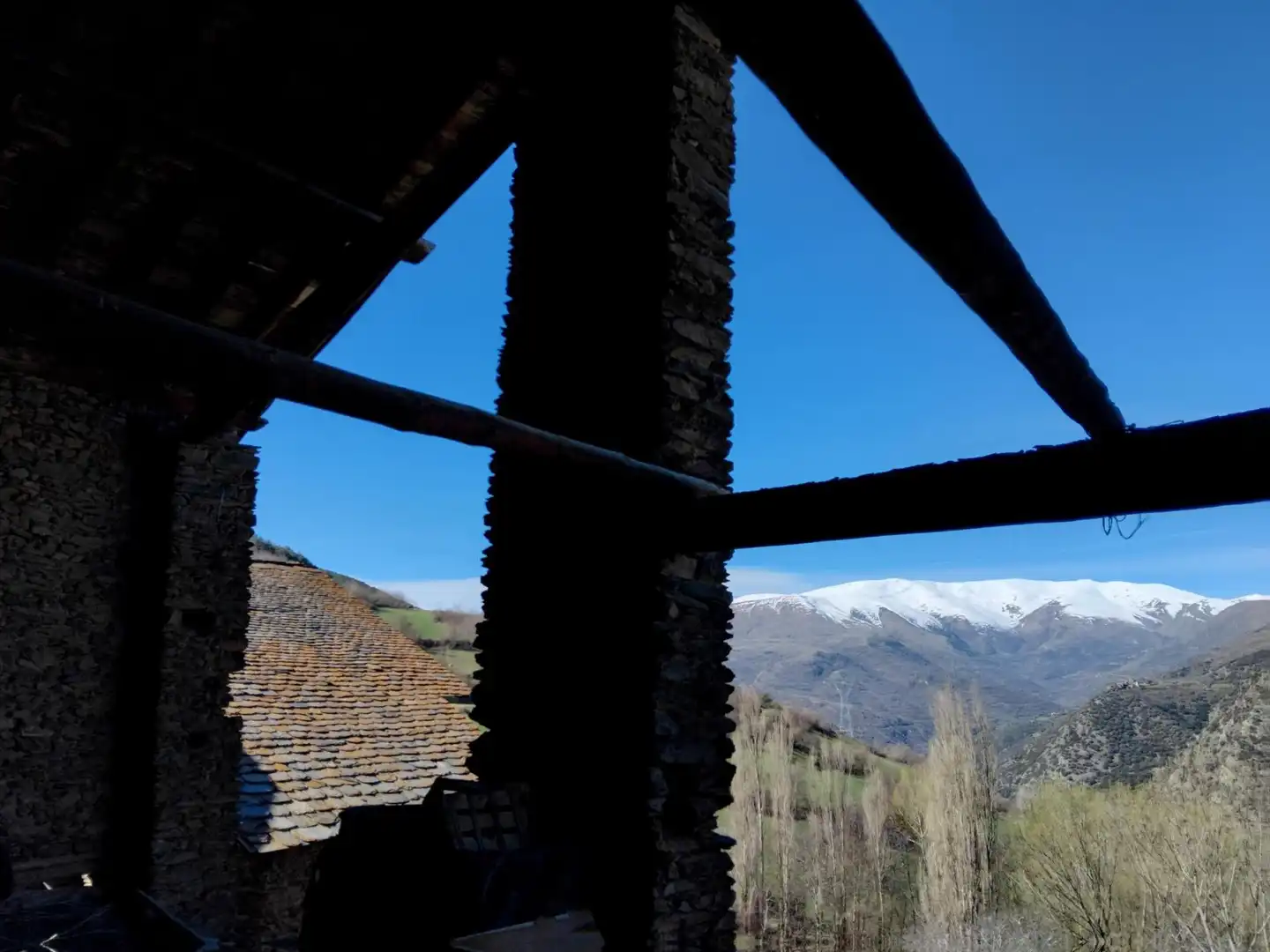 Außenansicht von Country house zum Verkauf in Rialp