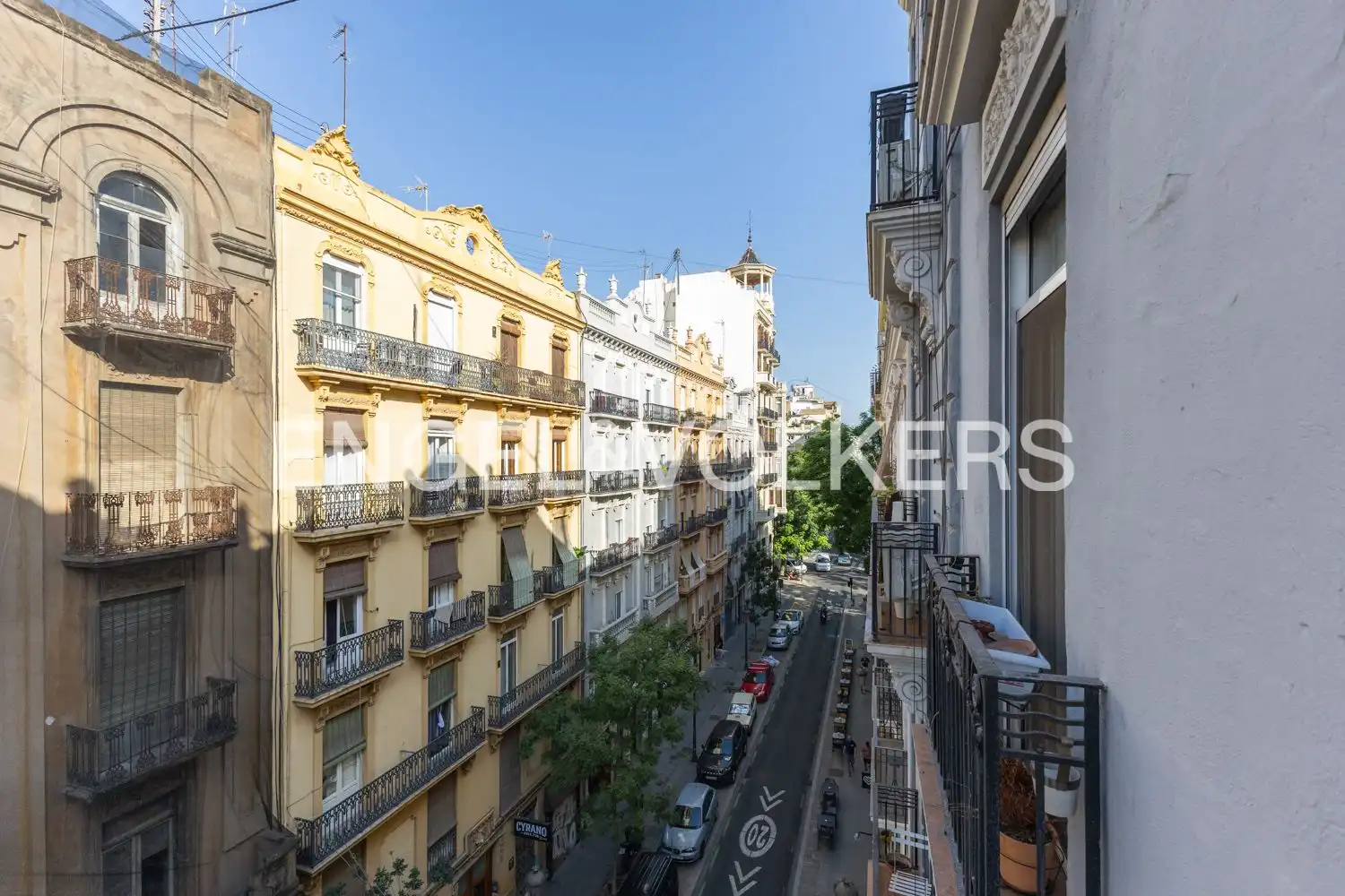 Wohnung zur Miete in Carrer del Pintor Salvador Abril, Russafa
