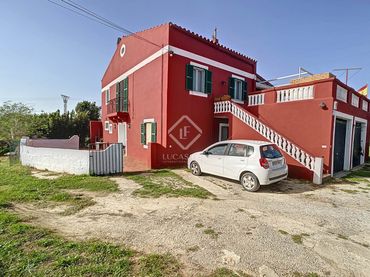 Casa rustica con piscina in vendita a Ciutadella