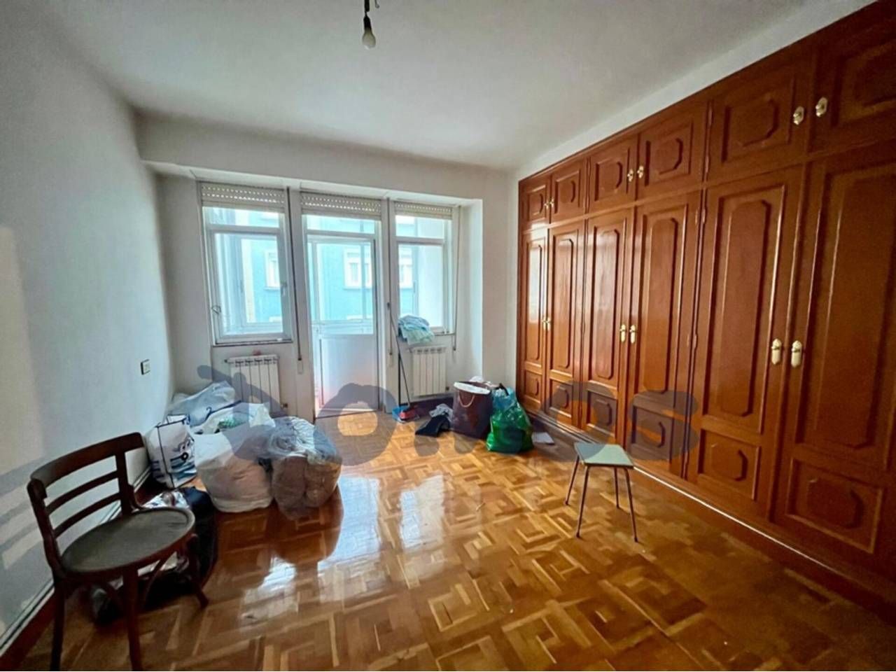 Dormitori de Pis en venda en Lugo Capital amb Calefacció