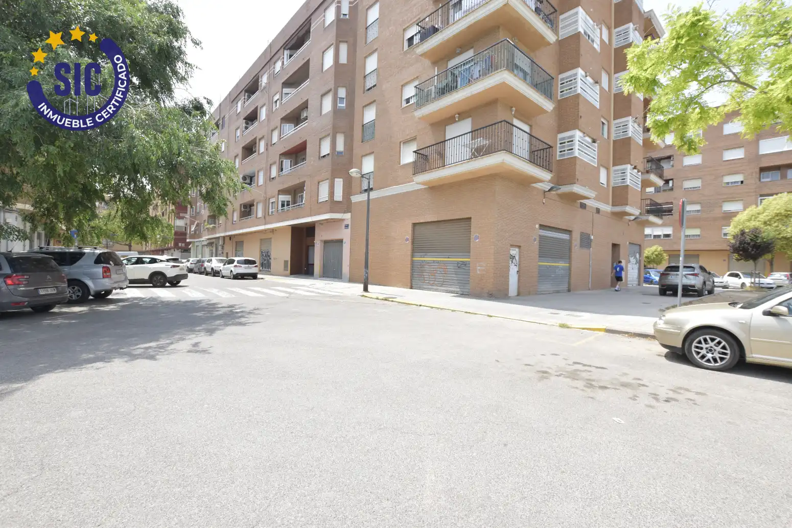 Exterior view of Garage for sale in Valencia