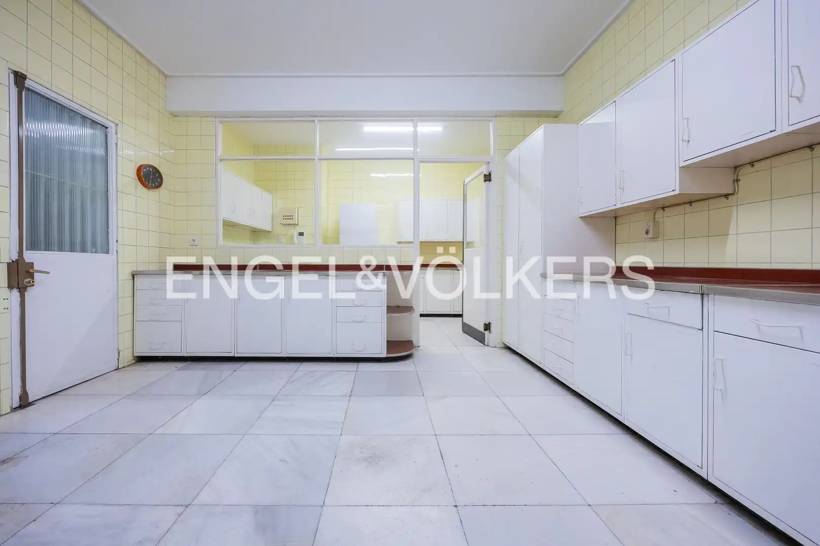 Cocina de Piso en venta en Bilbao  con Calefacción, Terraza y Trastero