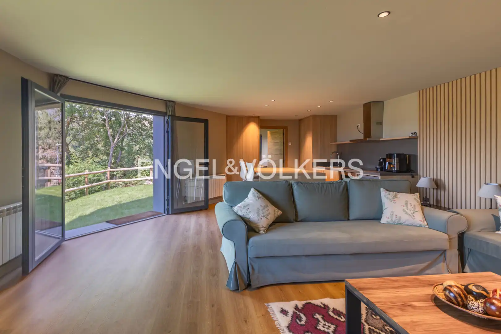 Sala d'estar de Casa o xalet en venda en Ger amb Calefacció, Jardí privat i Parquet