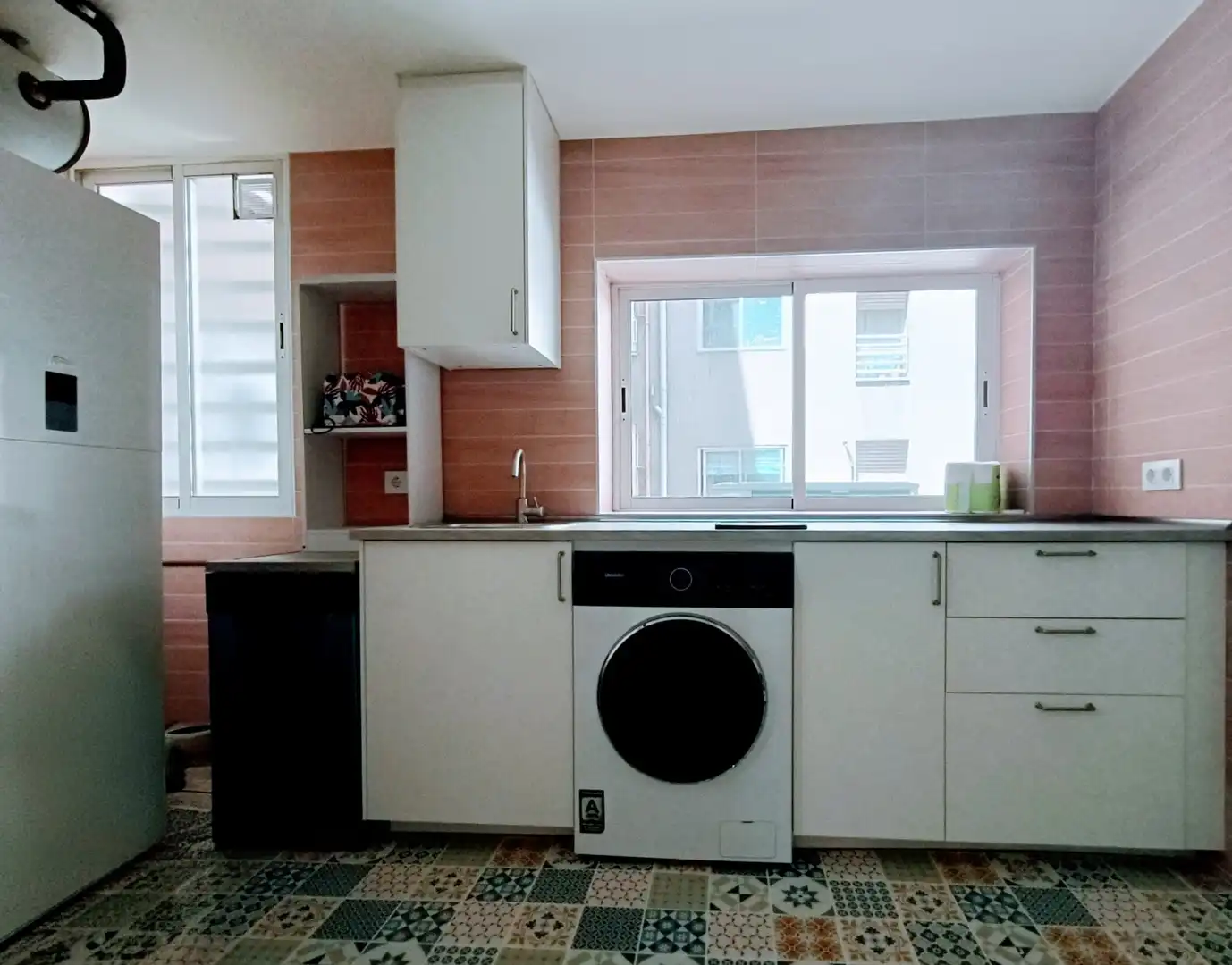 Cocina de Piso de alquiler en Madrid con Aire acondicionado, Terraza y Amueblado