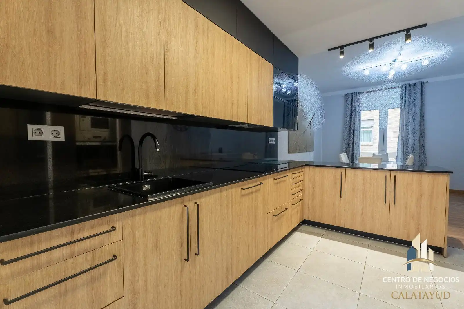 Cocina de Piso en venta en Calatayud con Calefacción, Parquet y Terraza