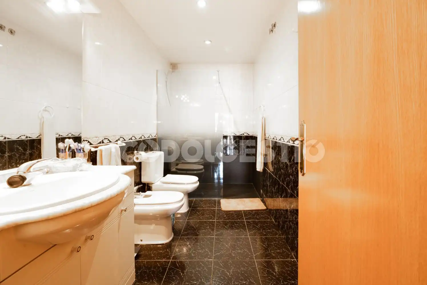 Baño de Piso en venta en Manlleu con Balcón