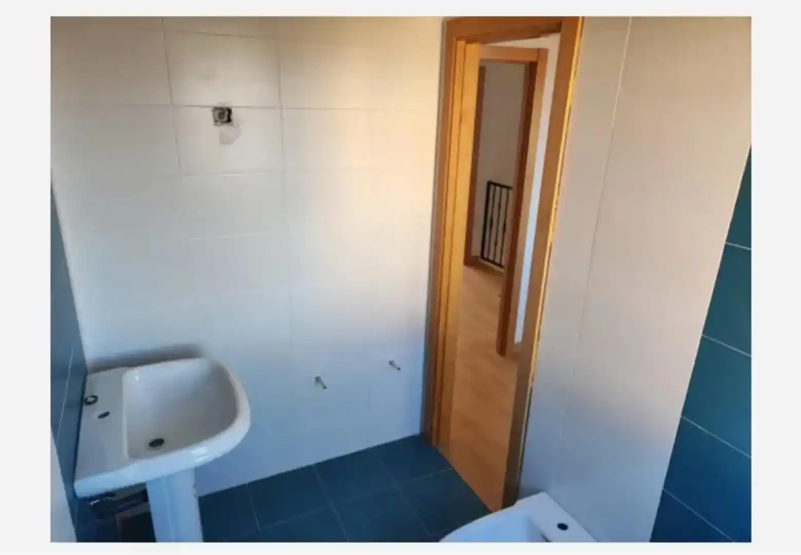 Bany de Pis en venda en Mingorría amb Jardí privat, Parquet i Traster