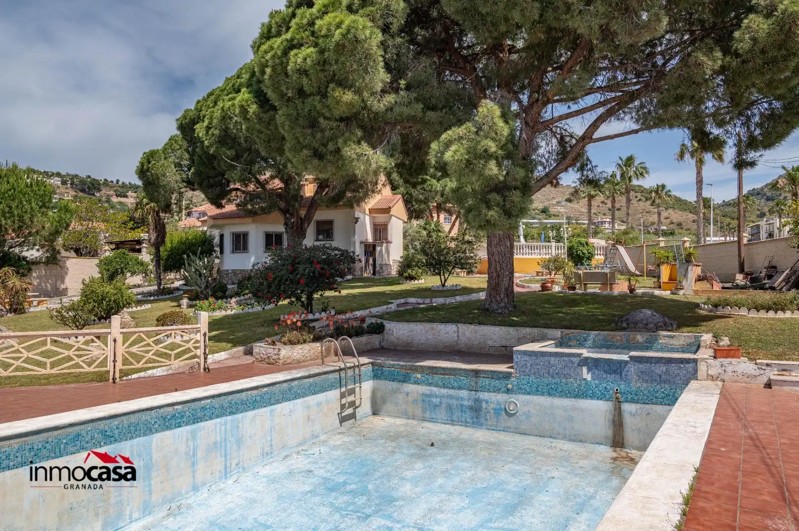 Piscina de Casa o chalet en venta en Motril con Aire acondicionado, Terraza y Piscina