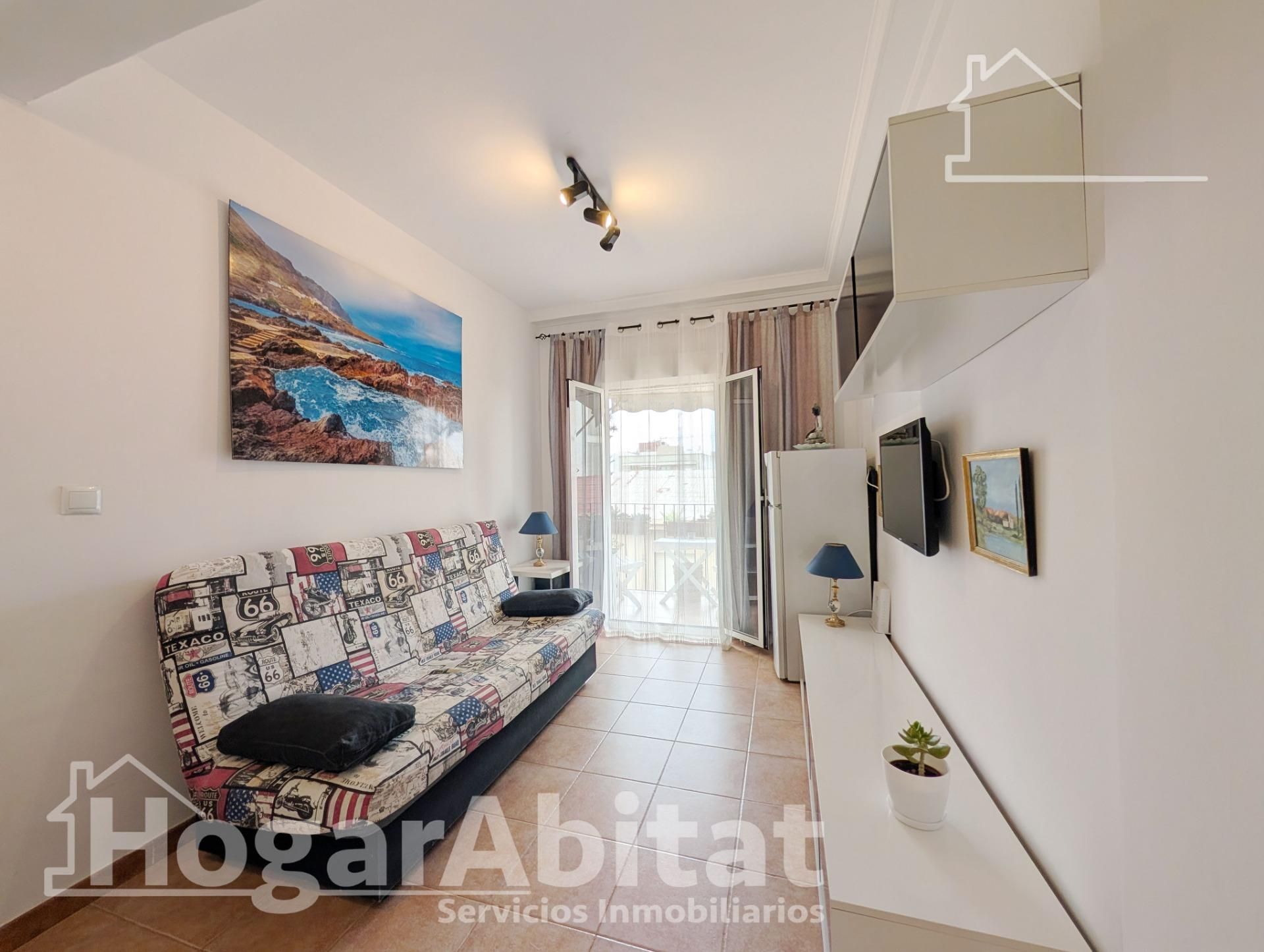 Sala de estar de Piso en venta en Alicante / Alacant con Terraza, Amueblado y Balcón