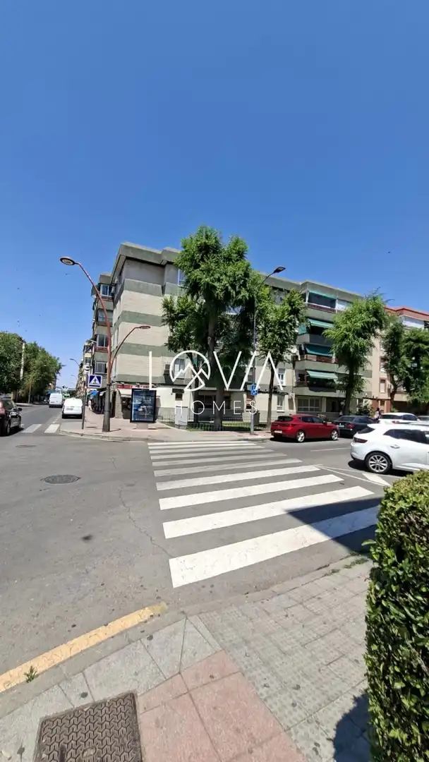 Vista exterior de Pis en venda en Parla