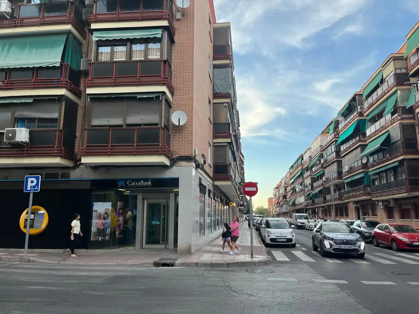 Vista exterior de Local de lloguer en Madrid