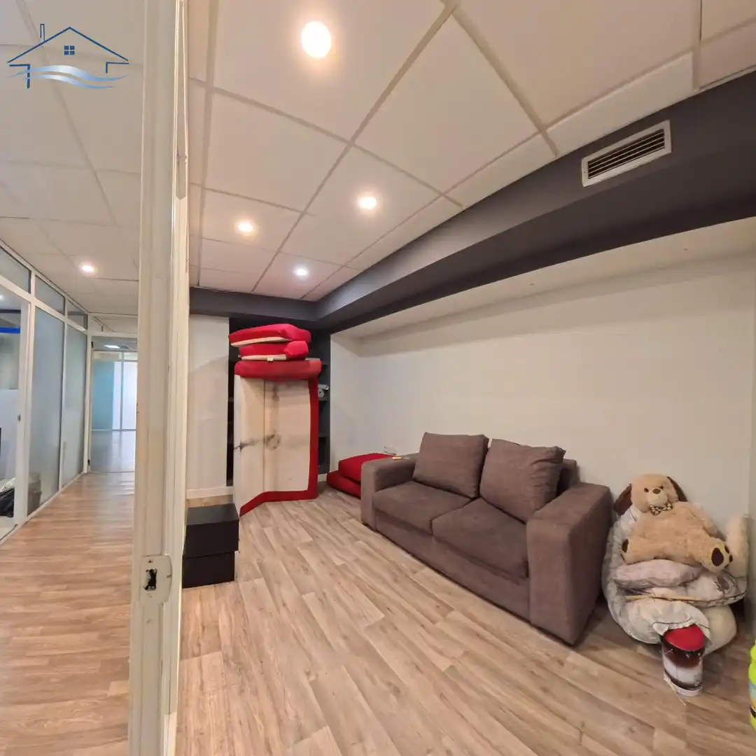 Büro zur Miete in Alicante / Alacant mit Klimaanlage und Heizung