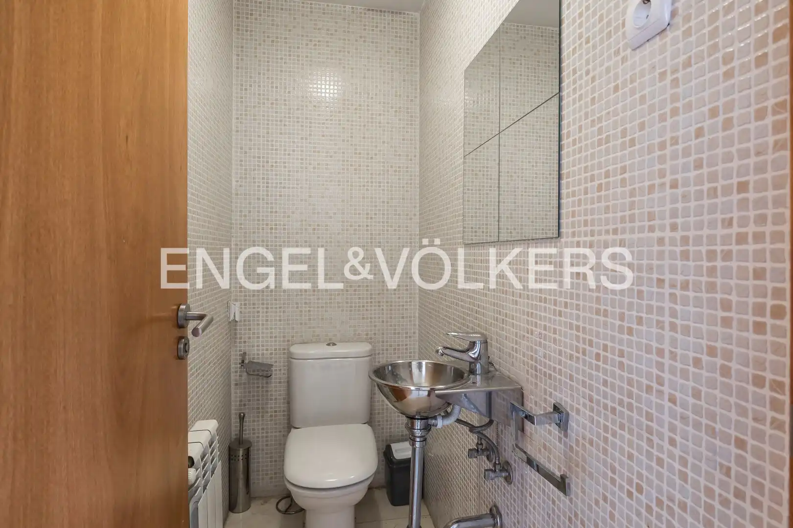 Bathroom of Detached homes for sale in Paracuellos de Jarama  with Air Conditioner, Heating and Private garden