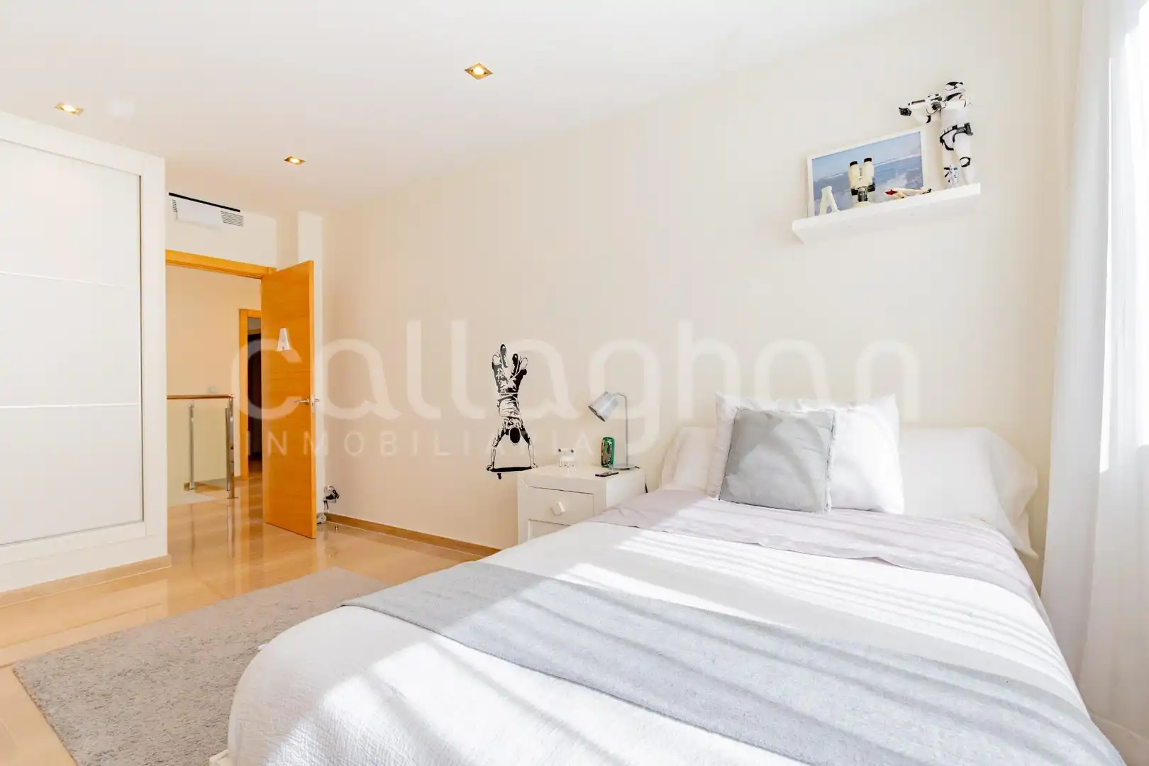 Habitación de Casa o chalet en venta en Chiva con Aire acondicionado, Calefacción y Jardín privado