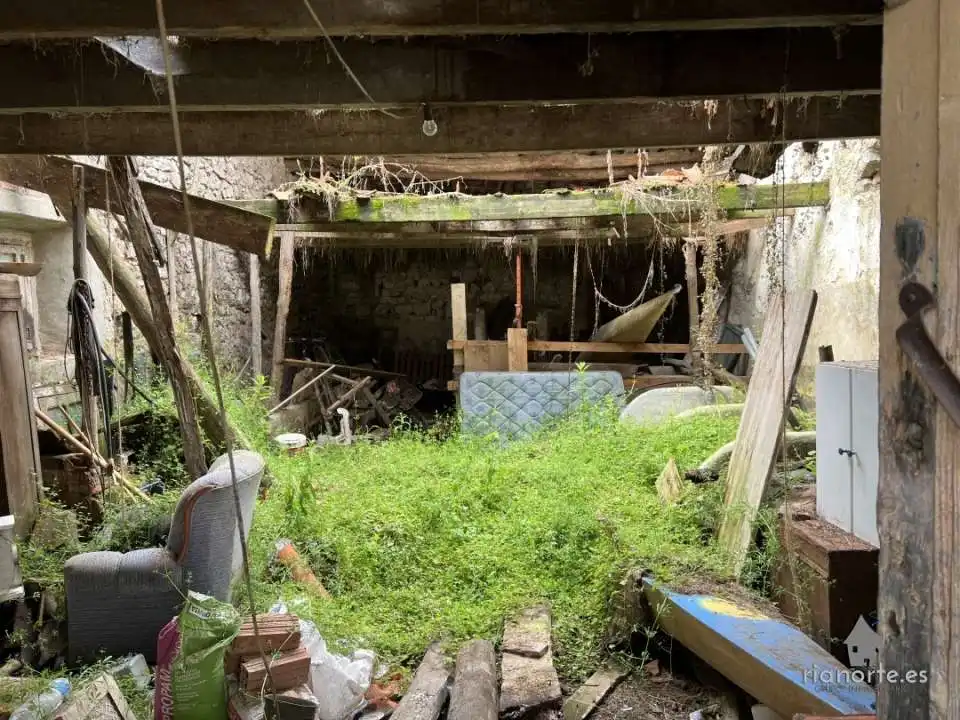 Casa adosada en venda en Ribadesella amb Jardí privat
