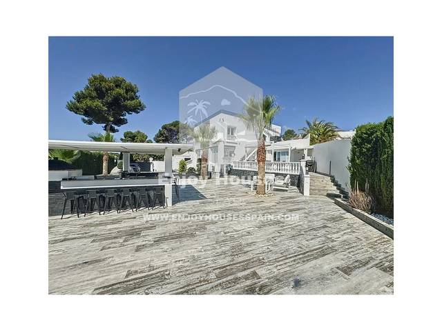 Casa-chalet en Venta en Pinar del Advocat - Cometa