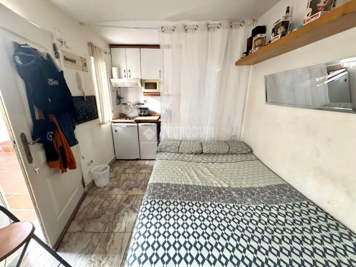 Bedroom of Study for sale in Madrid