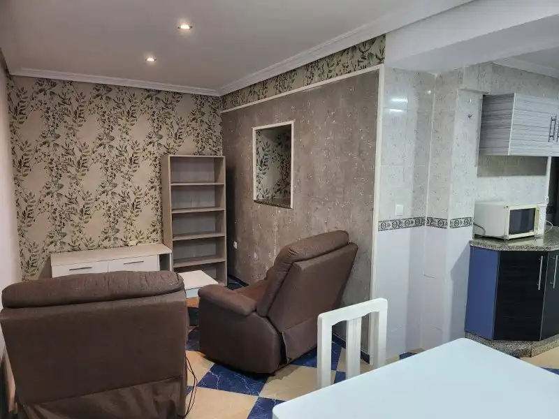 Sala de estar de Casa o chalet en venta en Cáceres con Aire acondicionado, Jardín privado y Terraza