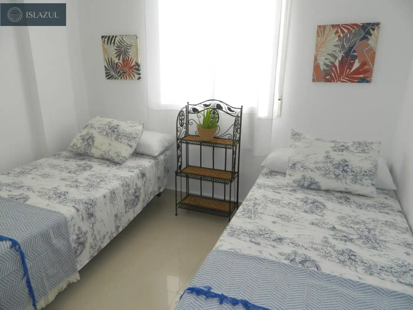 Habitación de Dúplex de alquiler en Isla Cristina con Terraza, Balcón y Piscina comunitaria