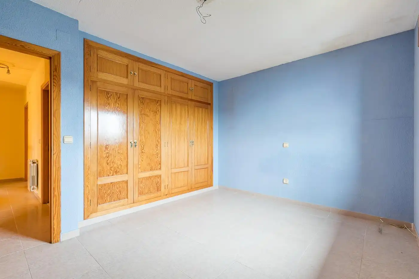 Habitación de Casa adosada en venta en Galapagar con Calefacción, Jardín privado y Terraza